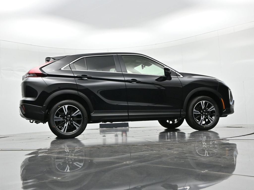 Mitsubishi Eclipse Cross Vehicle Full-screen Gallery Image 29