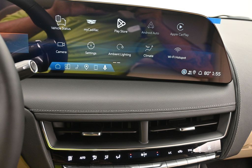 Cadillac CT5 Vehicle Full-screen Gallery Image 10