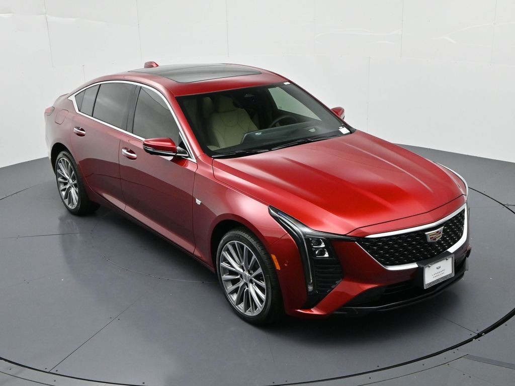 Cadillac CT5 Vehicle Full-screen Gallery Image 13