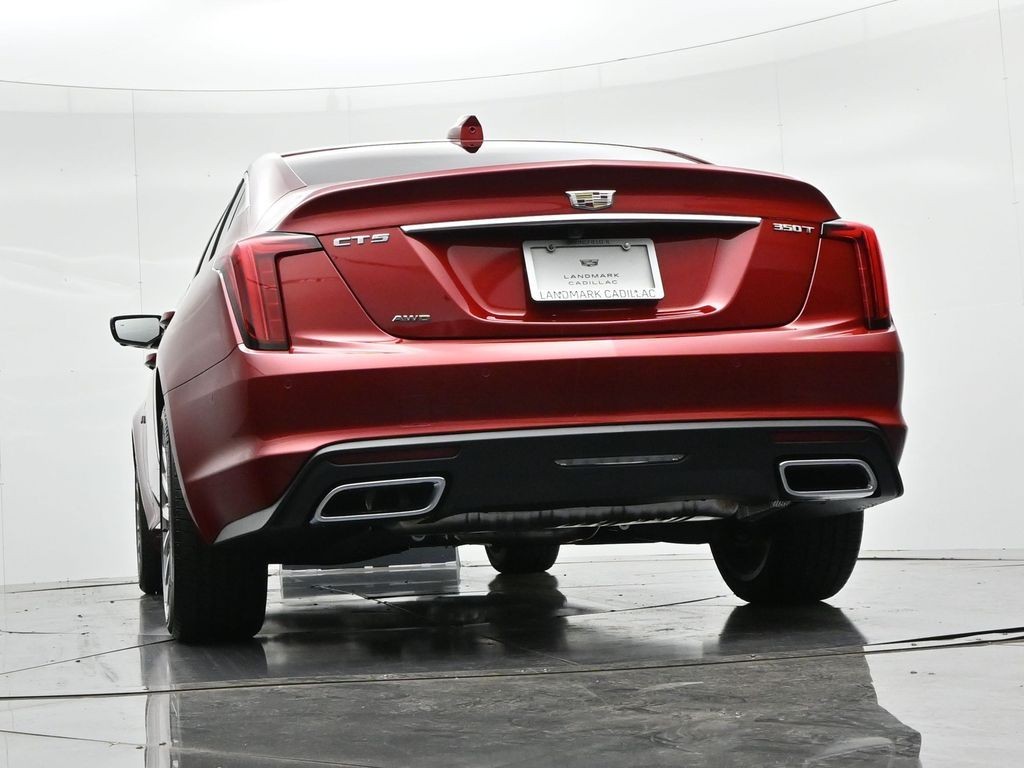 Cadillac CT5 Vehicle Full-screen Gallery Image 18