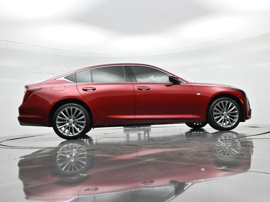 Cadillac CT5 Vehicle Full-screen Gallery Image 20