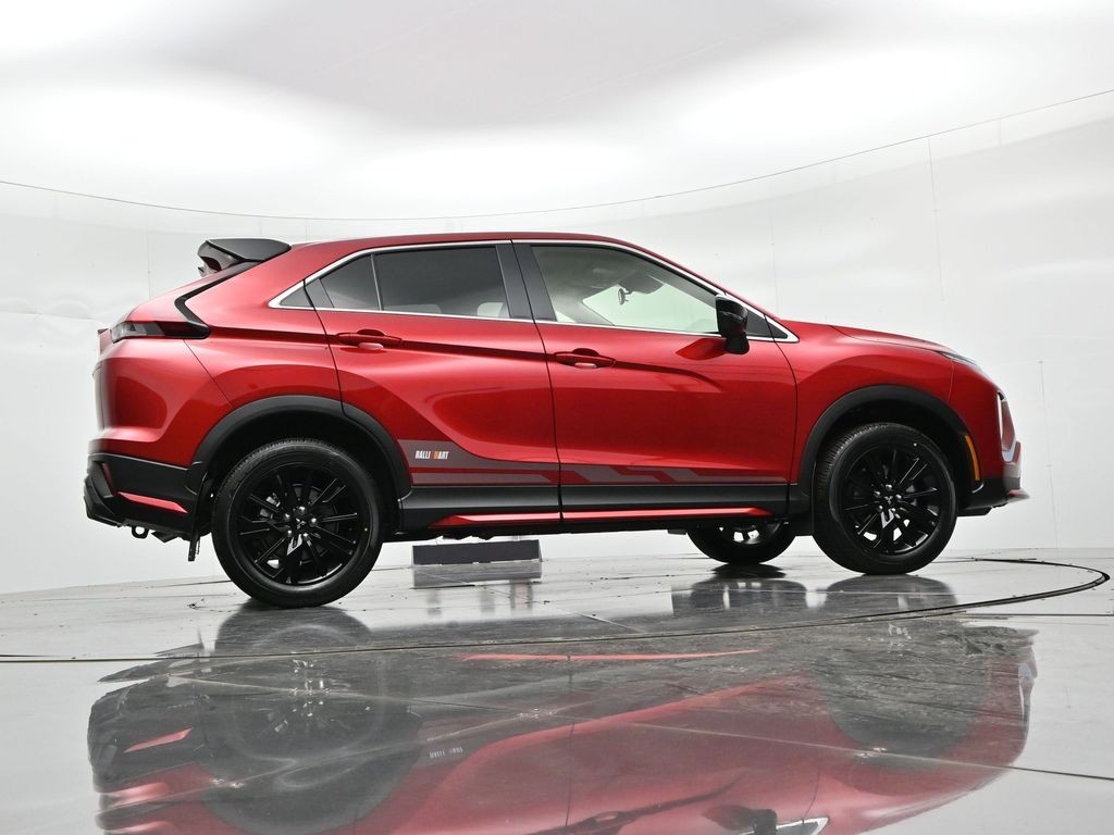 Mitsubishi Eclipse Cross Vehicle Full-screen Gallery Image 29