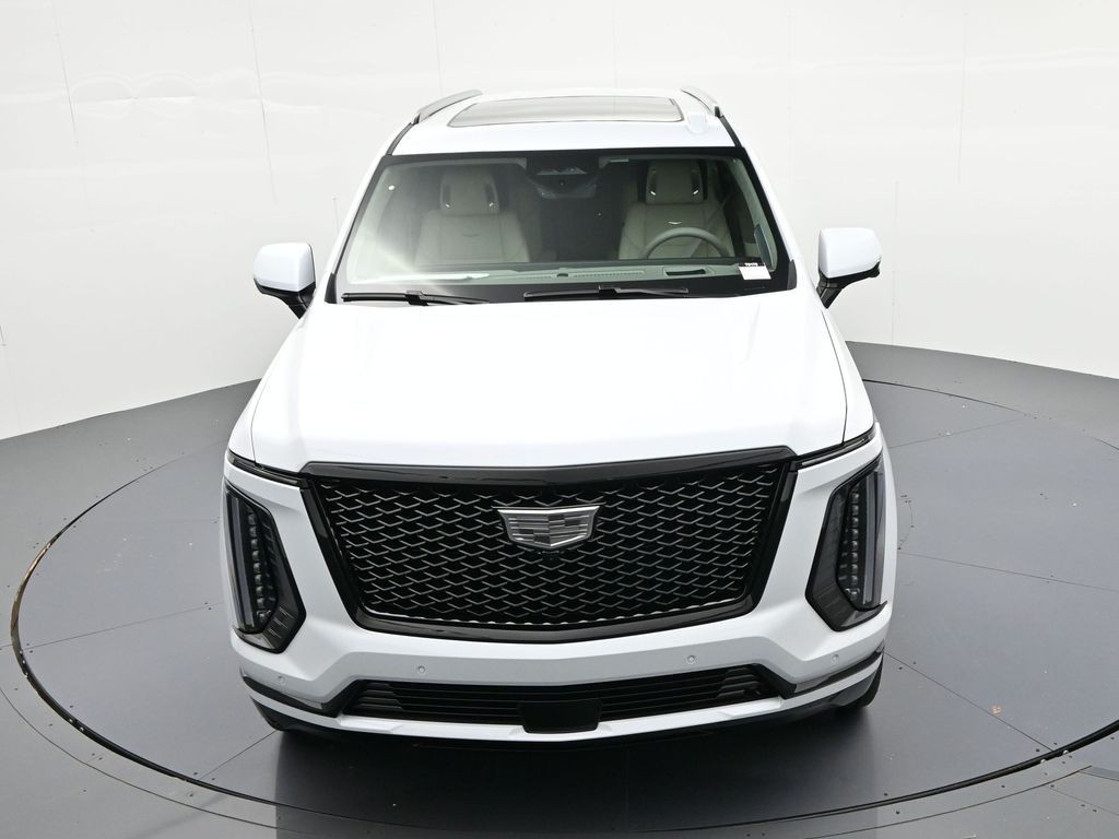 Cadillac Escalade ESV Vehicle Full-screen Gallery Image 16