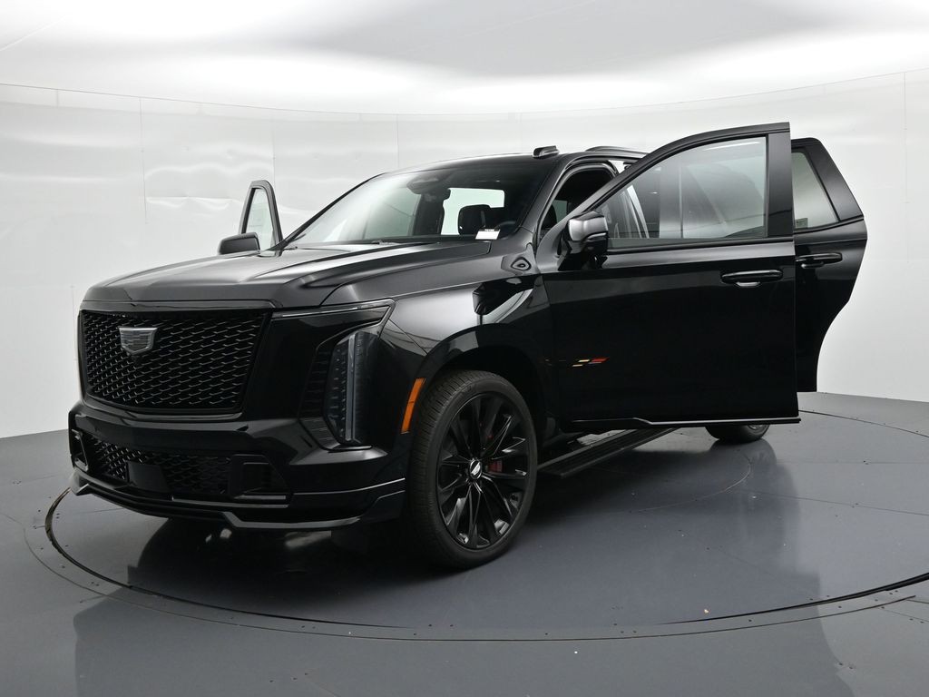 Cadillac Escalade Vehicle Full-screen Gallery Image 28
