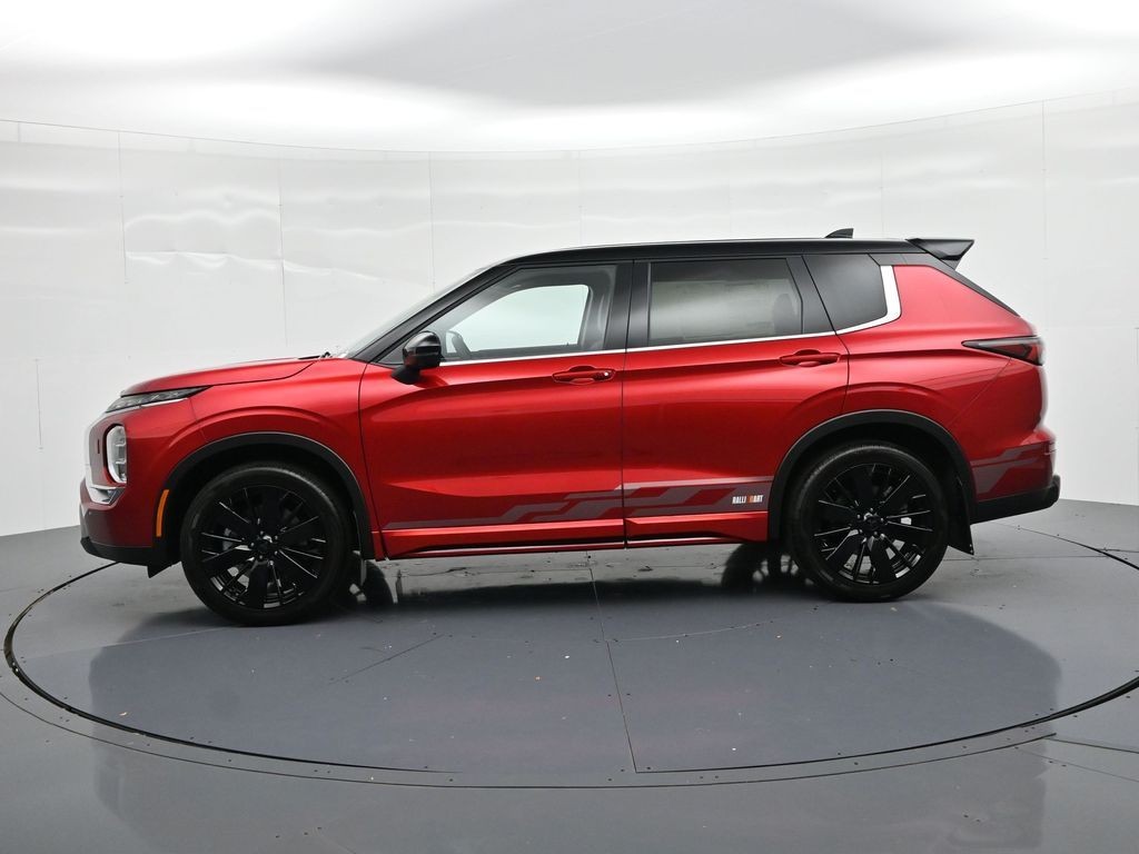 Mitsubishi Outlander Vehicle Full-screen Gallery Image 8