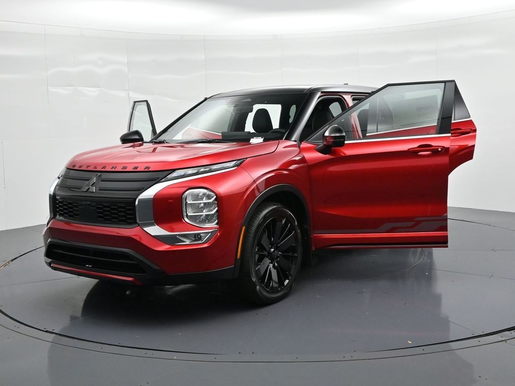 Mitsubishi Outlander Vehicle Full-screen Gallery Image 25