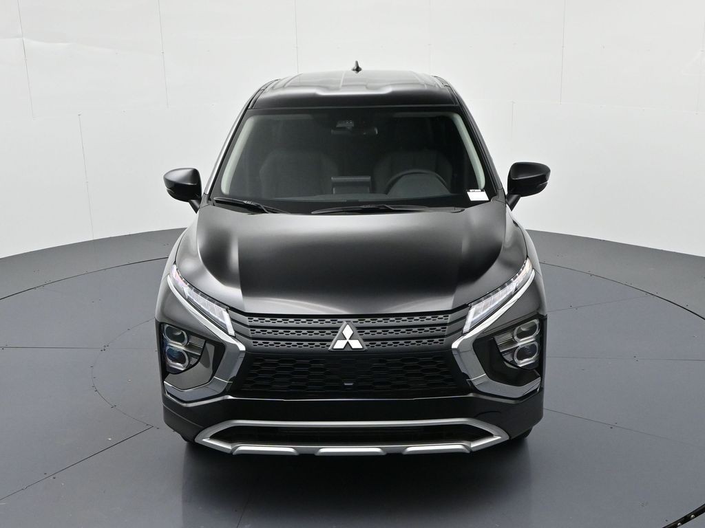 Mitsubishi Eclipse Cross Vehicle Full-screen Gallery Image 15