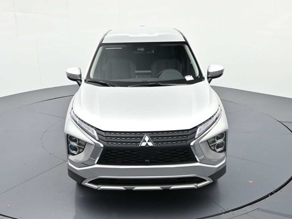 Mitsubishi Eclipse Cross Vehicle Full-screen Gallery Image 16