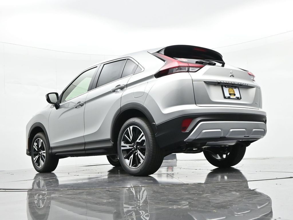Mitsubishi Eclipse Cross Vehicle Full-screen Gallery Image 19