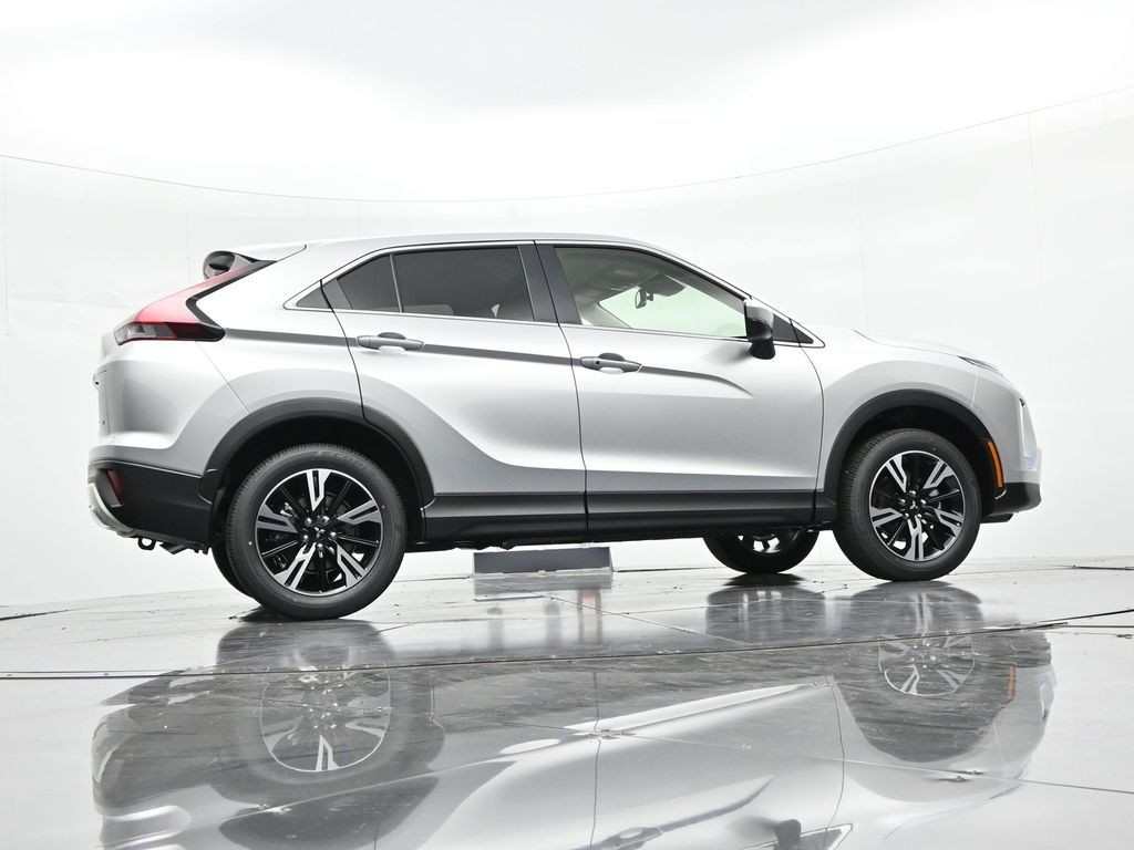 Mitsubishi Eclipse Cross Vehicle Full-screen Gallery Image 22