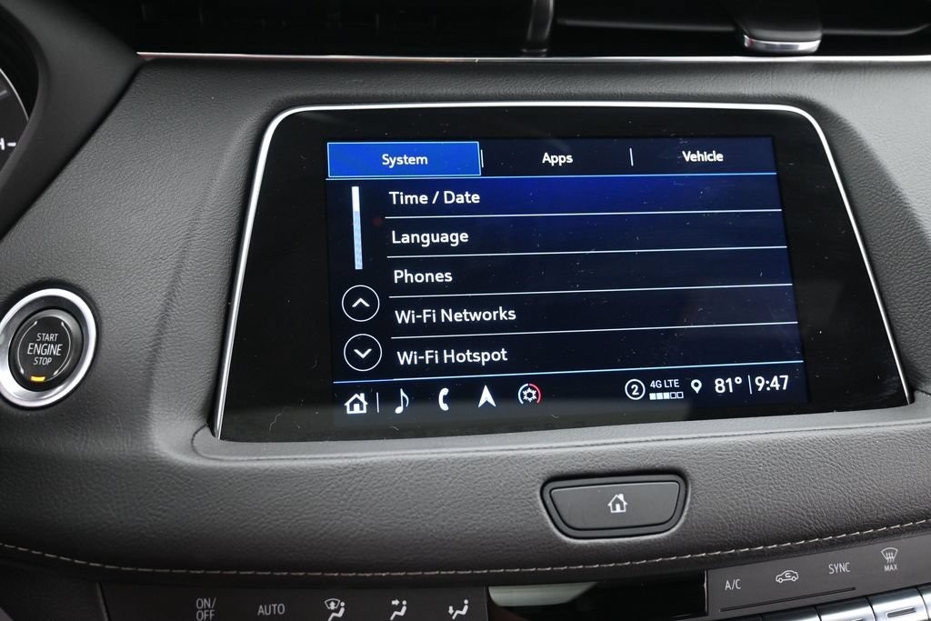 Cadillac XT4 Vehicle Full-screen Gallery Image 10