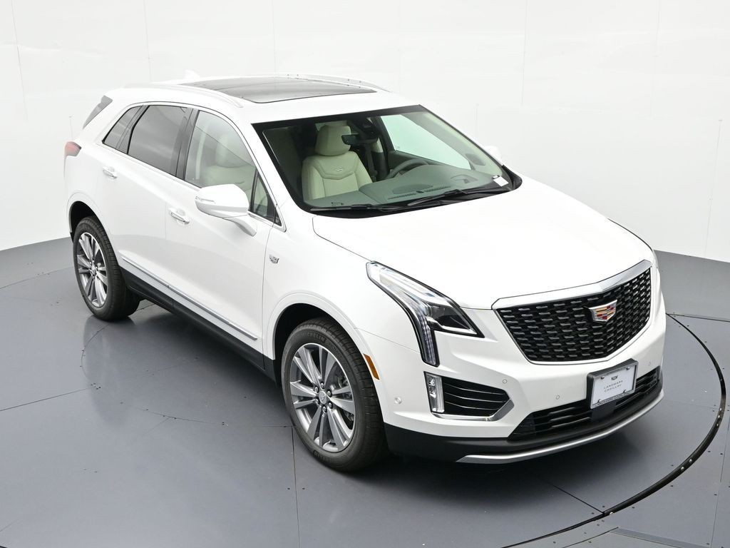 Cadillac XT5 Vehicle Full-screen Gallery Image 19