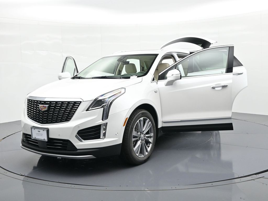 Cadillac XT5 Vehicle Full-screen Gallery Image 29