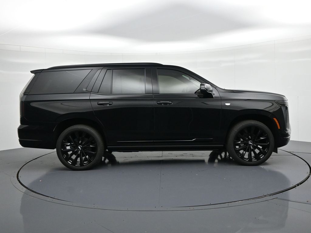 Cadillac Escalade Vehicle Full-screen Gallery Image 4