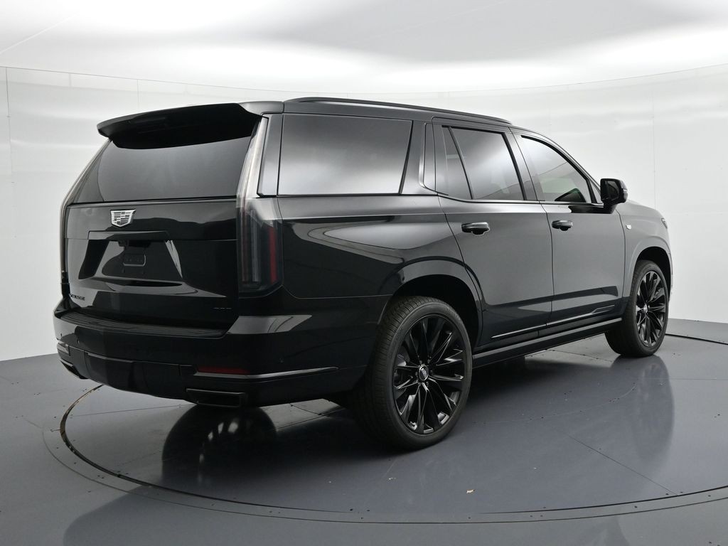 Cadillac Escalade Vehicle Full-screen Gallery Image 5