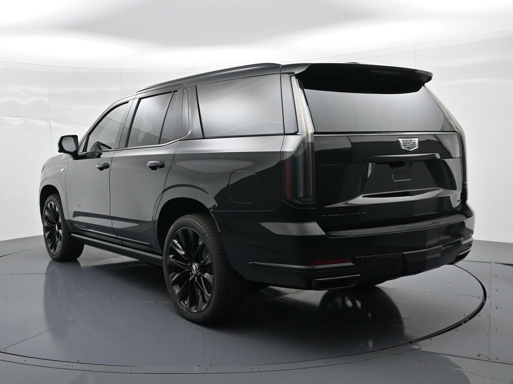 Cadillac Escalade Vehicle Full-screen Gallery Image 7