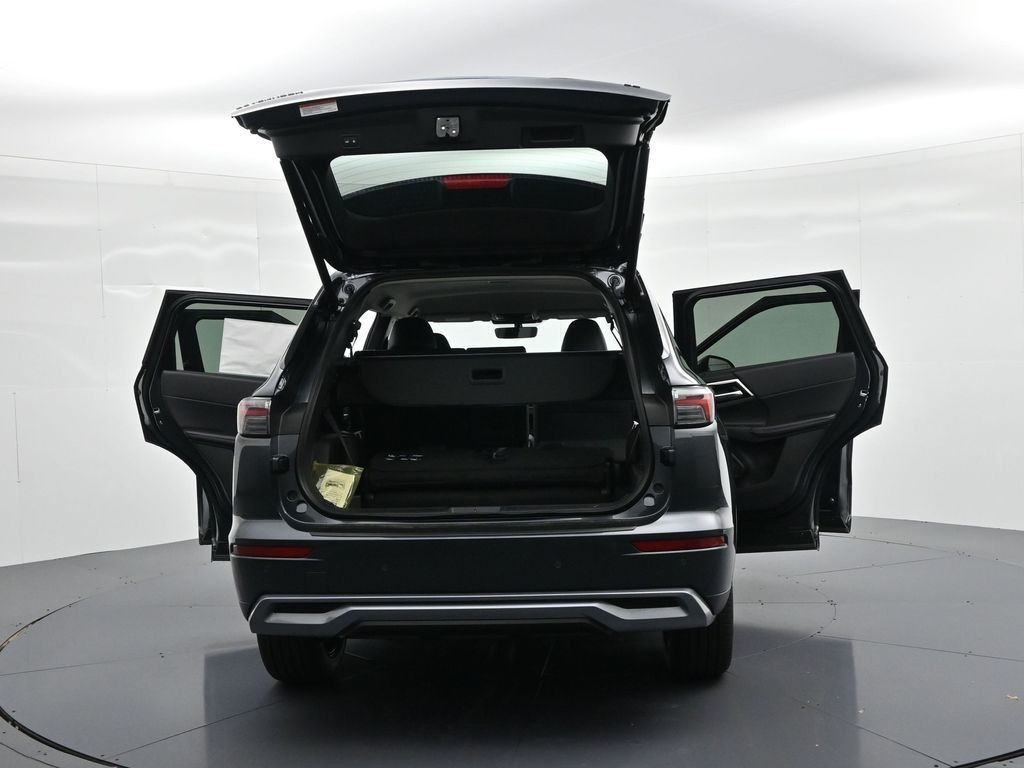 Mitsubishi Outlander Vehicle Full-screen Gallery Image 27