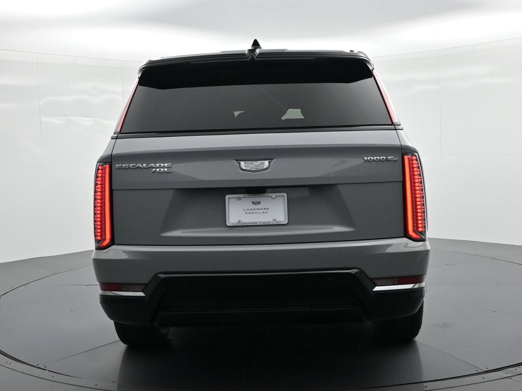 Cadillac Escalade IQL Vehicle Full-screen Gallery Image 6
