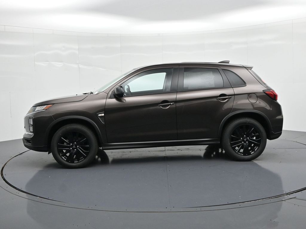 Mitsubishi Outlander Sport Vehicle Full-screen Gallery Image 8