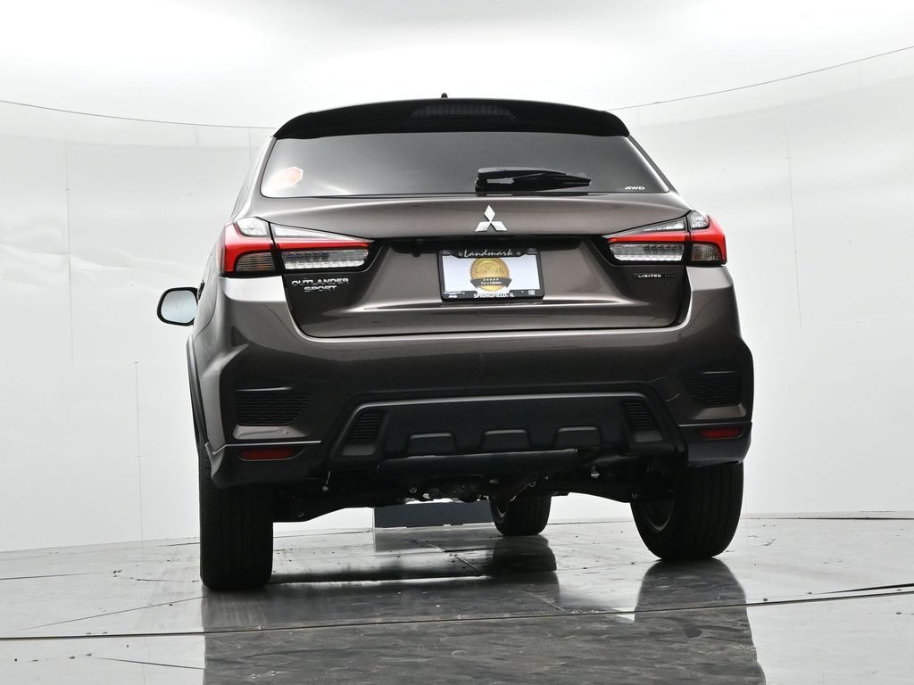 Mitsubishi Outlander Sport Vehicle Full-screen Gallery Image 19