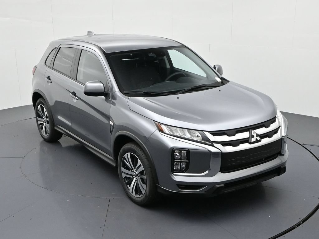 Mitsubishi Outlander Sport Vehicle Full-screen Gallery Image 14