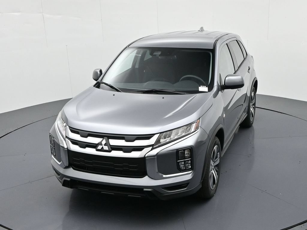 Mitsubishi Outlander Sport Vehicle Full-screen Gallery Image 16