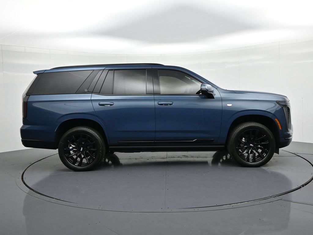 Cadillac Escalade Vehicle Full-screen Gallery Image 4