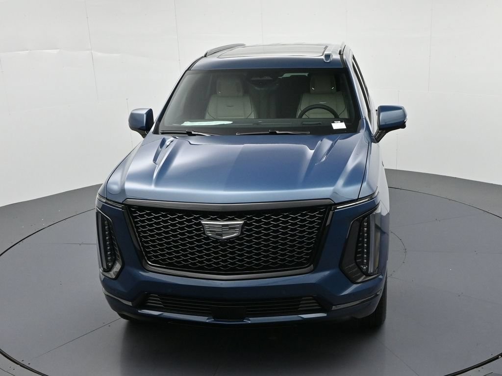 Cadillac Escalade Vehicle Full-screen Gallery Image 20