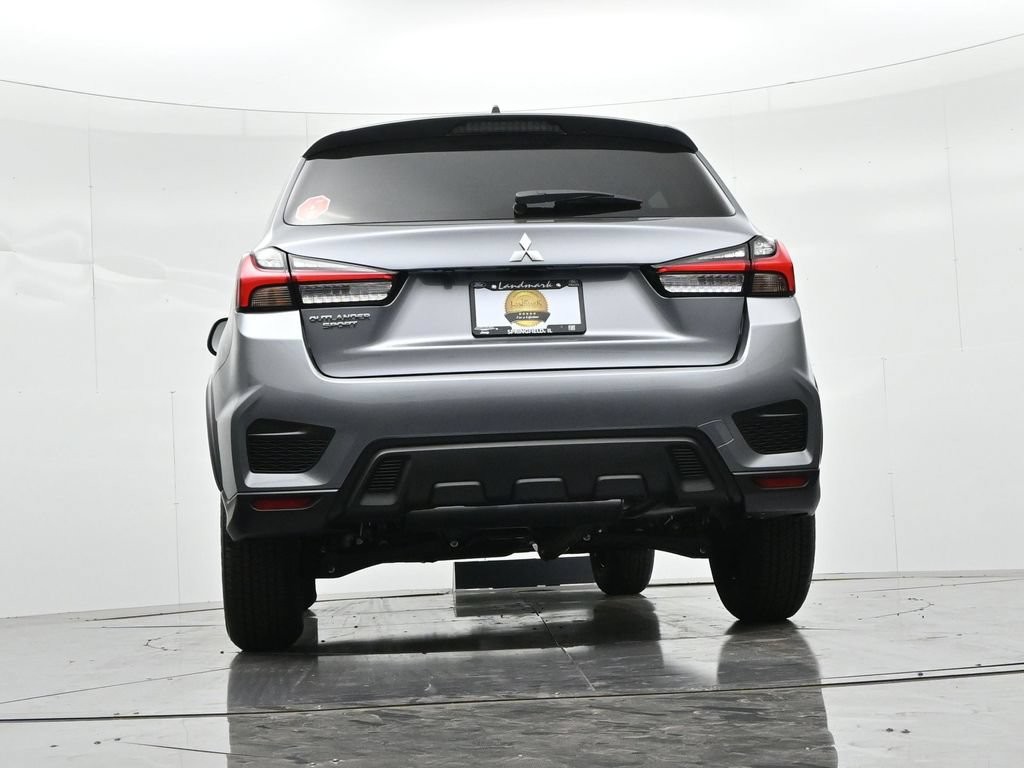 Mitsubishi Outlander Sport Vehicle Full-screen Gallery Image 19