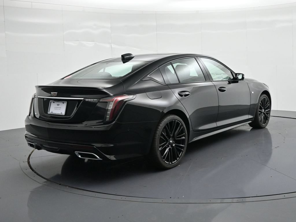 Cadillac CT5 Vehicle Full-screen Gallery Image 5