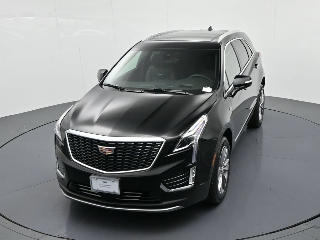 Cadillac XT5 Vehicle Full-screen Gallery Image 18