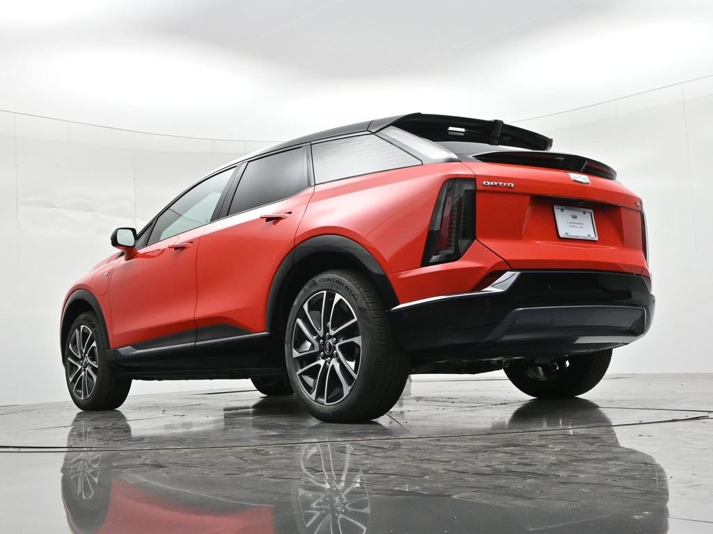 Cadillac OPTIQ Vehicle Full-screen Gallery Image 20