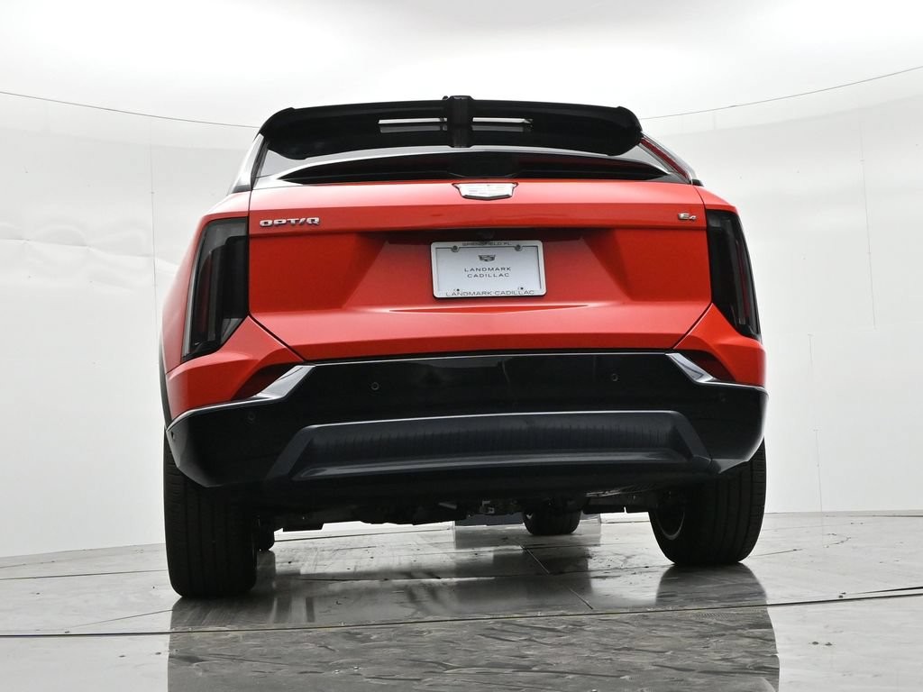 Cadillac OPTIQ Vehicle Full-screen Gallery Image 21
