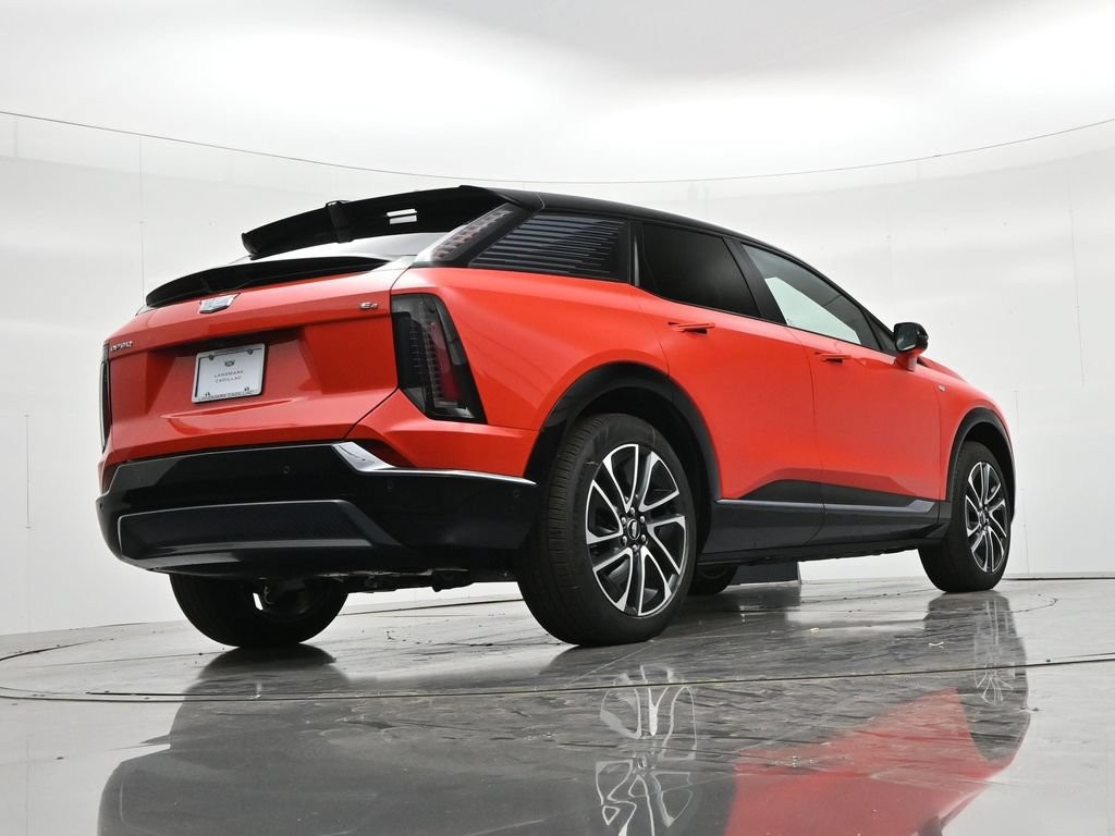 Cadillac OPTIQ Vehicle Full-screen Gallery Image 22
