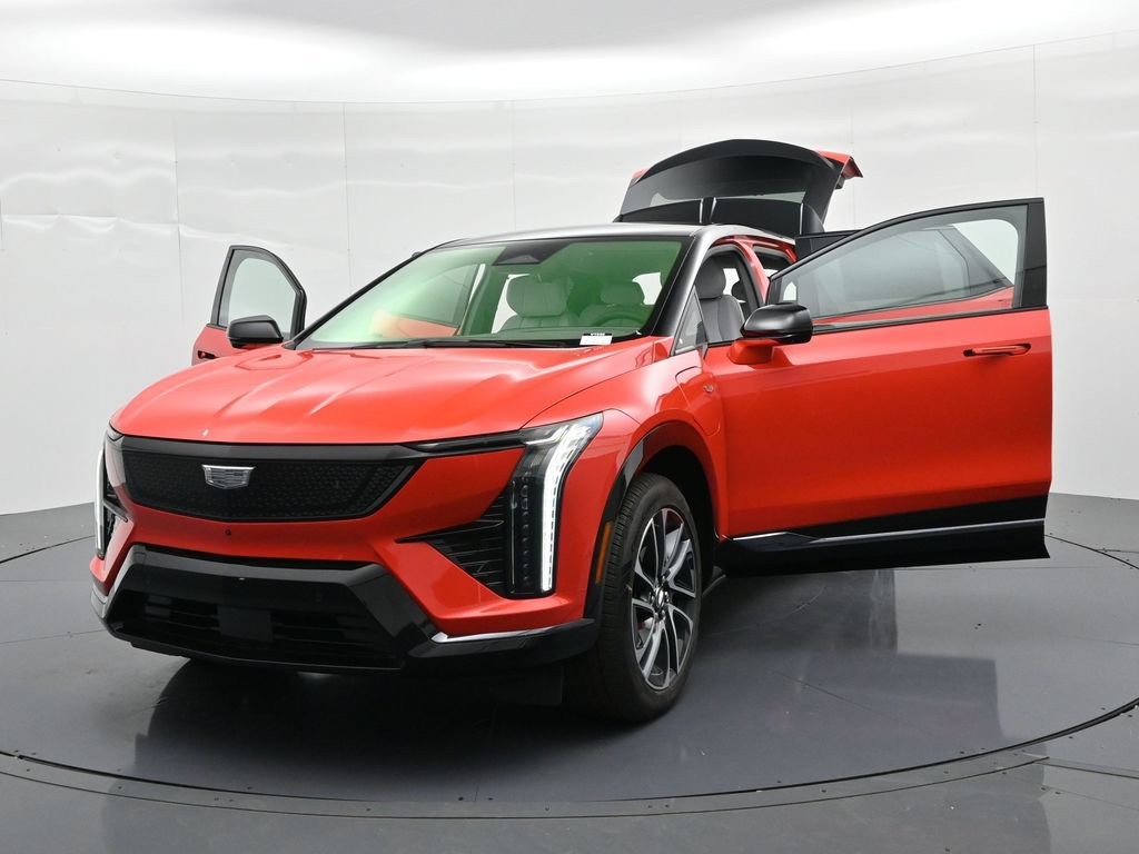 Cadillac OPTIQ Vehicle Full-screen Gallery Image 26