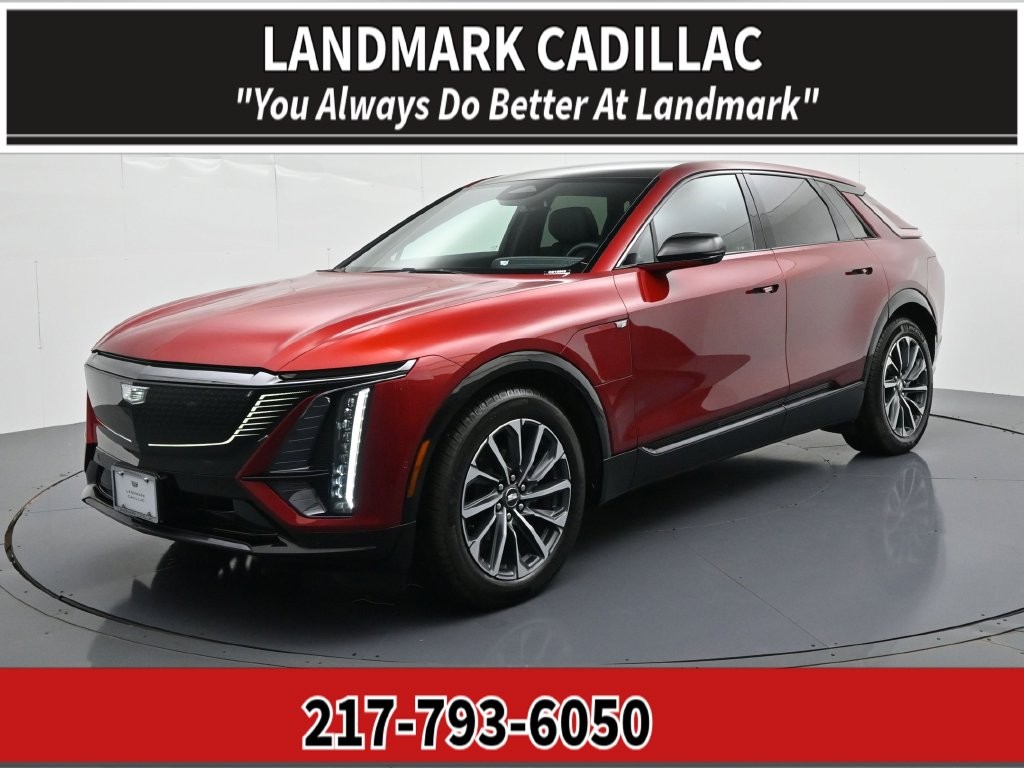 Cadillac LYRIQ Vehicle Full-screen Gallery Image 01
