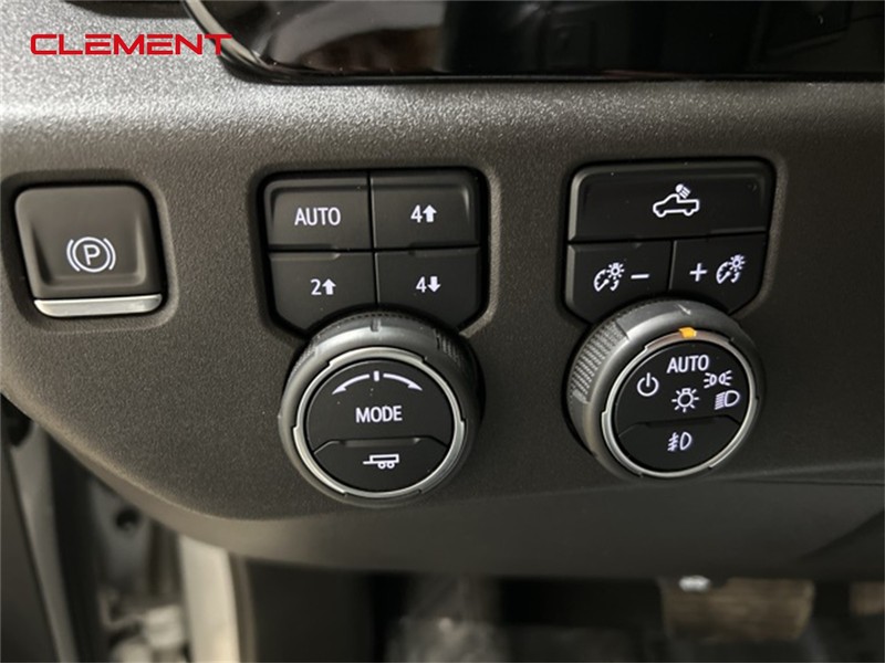 Chevrolet Silverado 1500 Vehicle Image 21