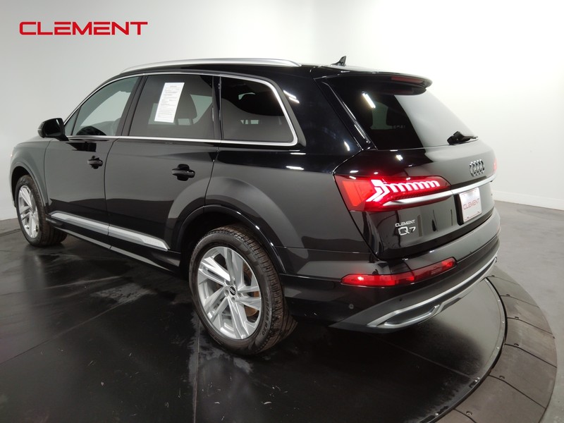 Audi Q7 Vehicle Image 07