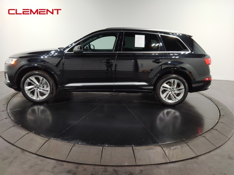 Audi Q7 Vehicle Image 08