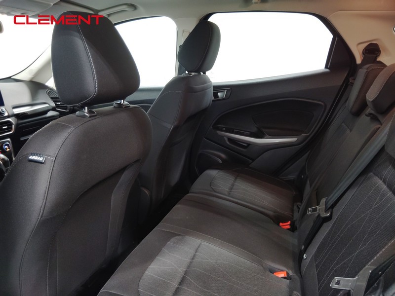 Ford EcoSport Vehicle Image 35