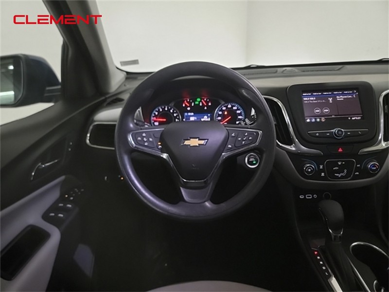 Chevrolet Equinox Vehicle Image 10