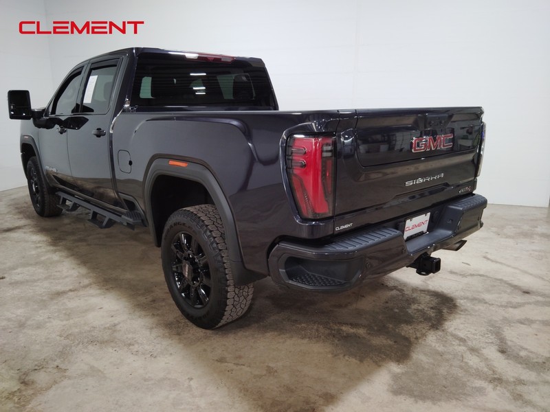 GMC Sierra 2500HD Vehicle Image 07