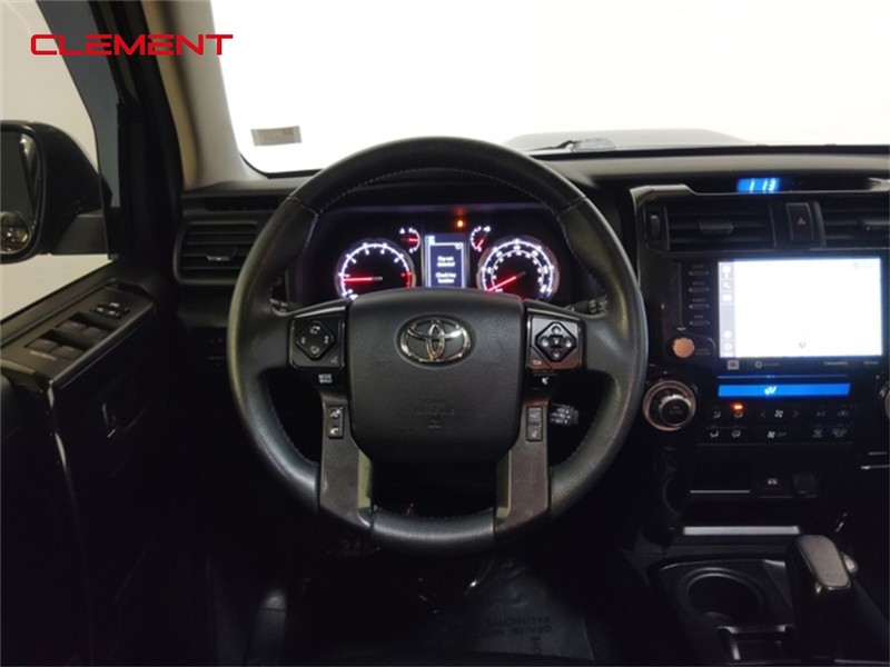 Toyota 4Runner Vehicle Image 10