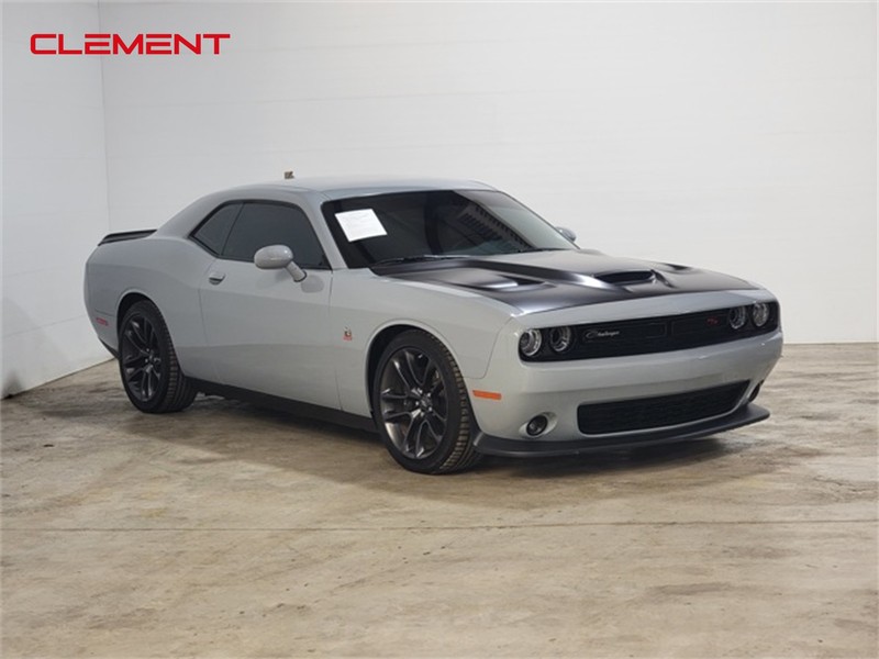 Dodge Challenger Vehicle Image 03