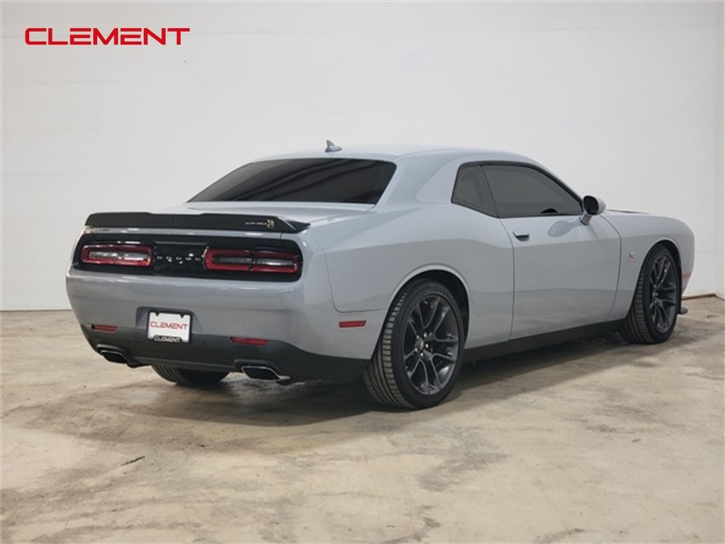 Dodge Challenger Vehicle Image 06