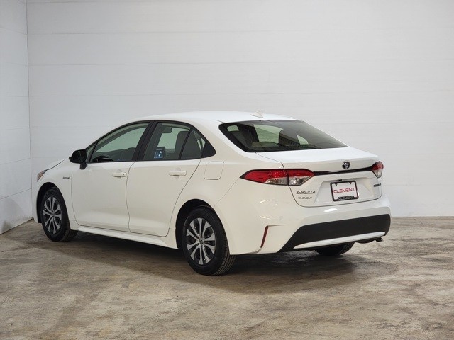 Toyota Corolla Hybrid Vehicle Image 08