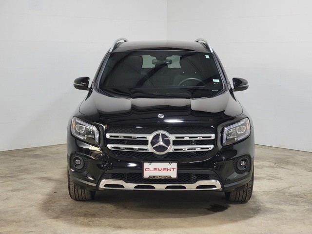 Mercedes-Benz GLB Vehicle Image 02