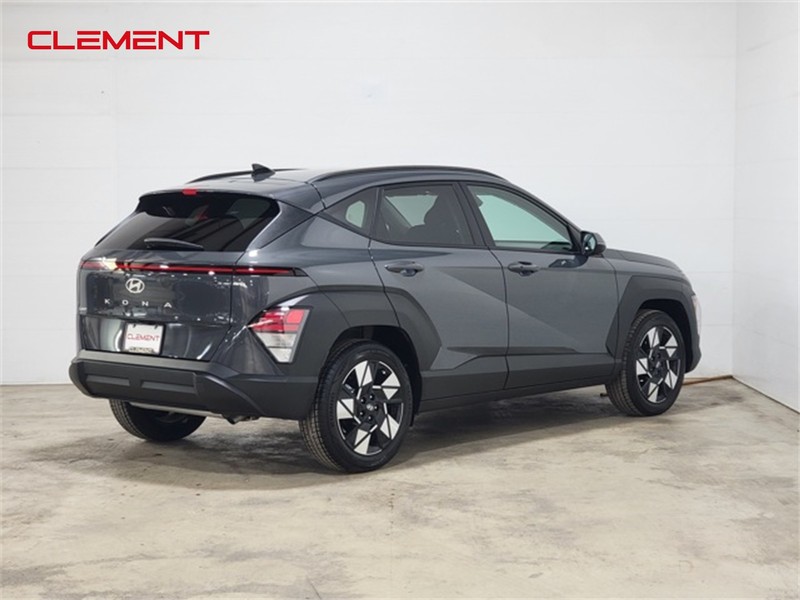 Hyundai Kona Vehicle Image 06