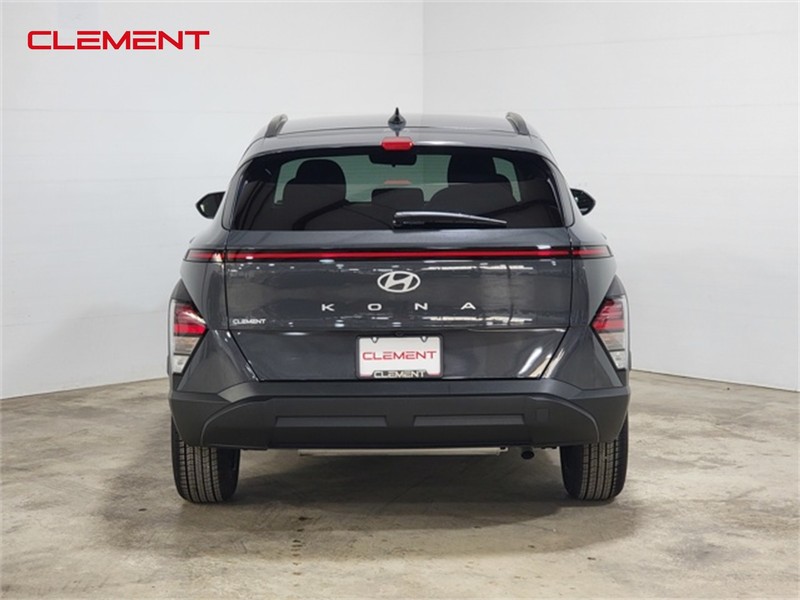 Hyundai Kona Vehicle Image 07