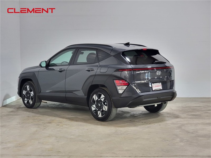 Hyundai Kona Vehicle Image 08